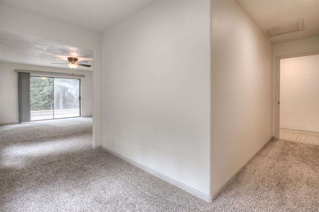 203 Westridge Dr, Huntsville, TX 77340