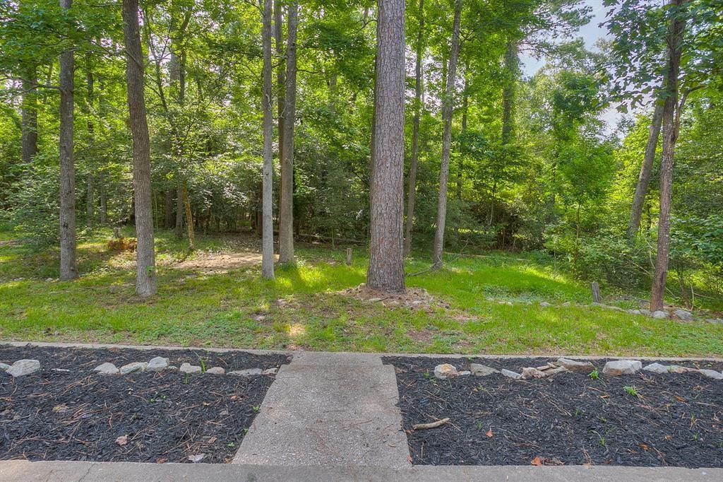 203 Westridge Dr, Huntsville, TX 77340