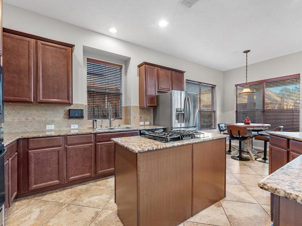 14618 Wood Thorn Ct, Humble, TX 77396