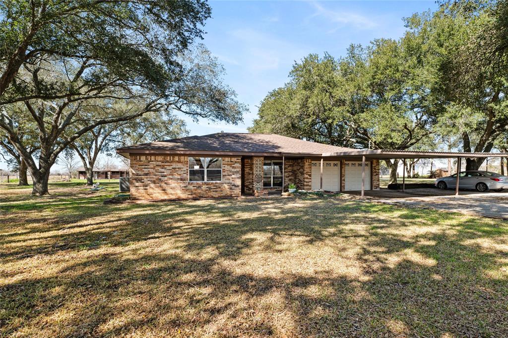 9606 Needville Fairchilds Rd, Fairchilds, TX 77461
