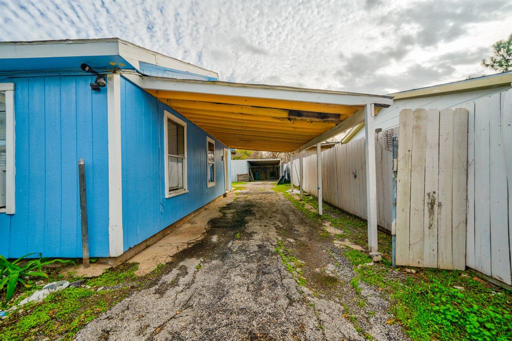 309 Morrell St, Baytown, TX 77520