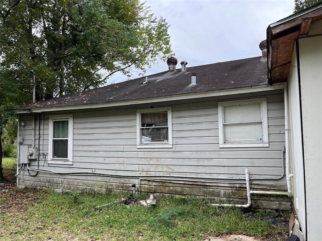 8925 Everglade Dr, Houston, TX 77078