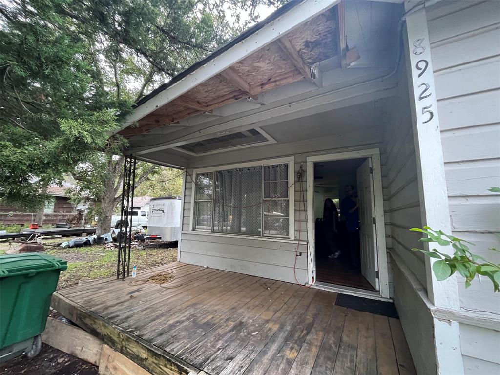 8925 Everglade Dr, Houston, TX 77078