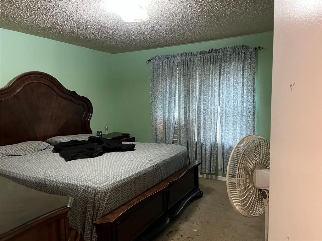 8925 Everglade Dr, Houston, TX 77078