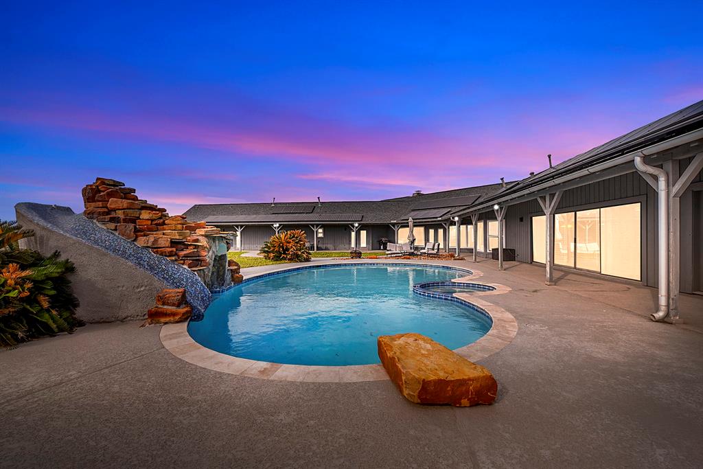 1203 Foster Creek Dr, Richmond, TX 77406