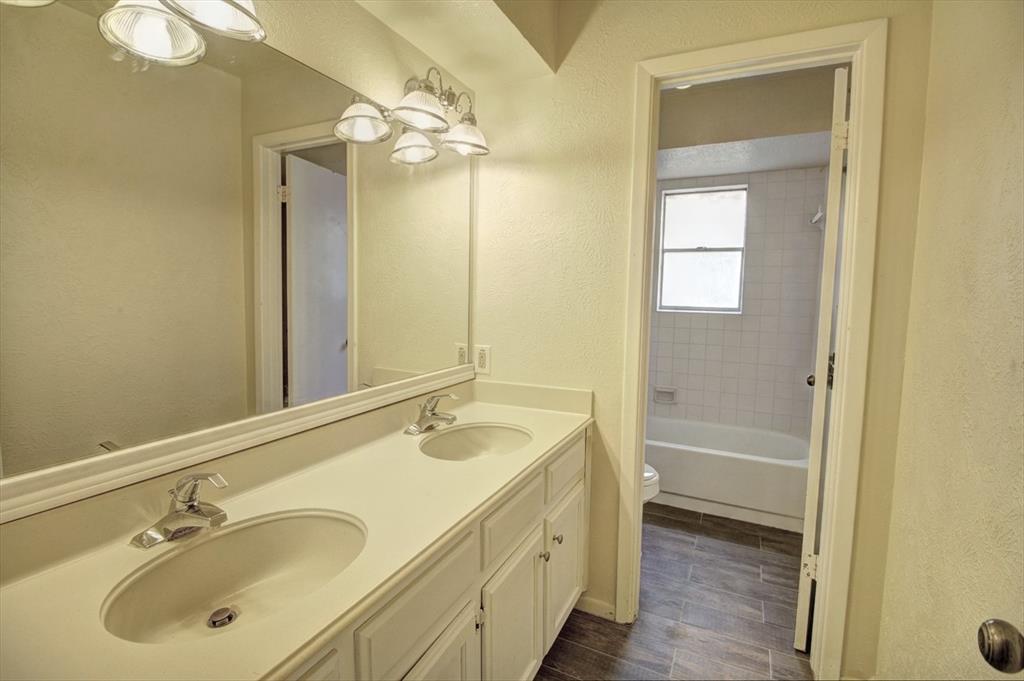 22918 River Birch Dr, Tomball, TX 77375