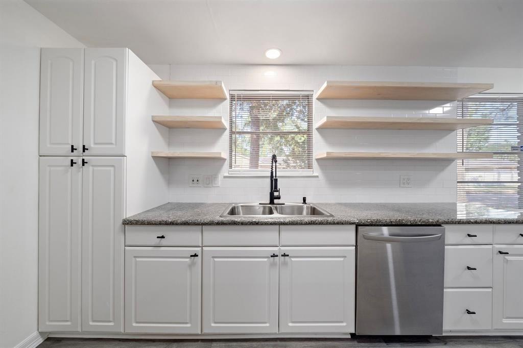 5774 Southminster Drive, Houston, TX 77035