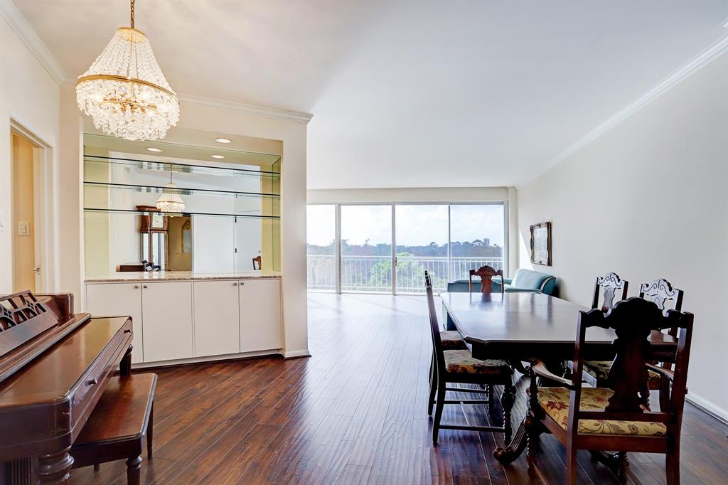 5050 Woodway Dr 5G, Houston, TX 77056