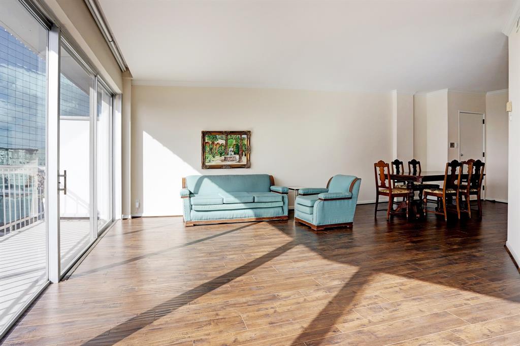 5050 Woodway Dr 5G, Houston, TX 77056