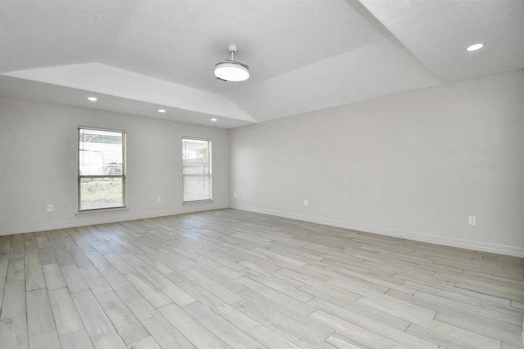 2027 Millhouse Rd, Houston, TX 77073