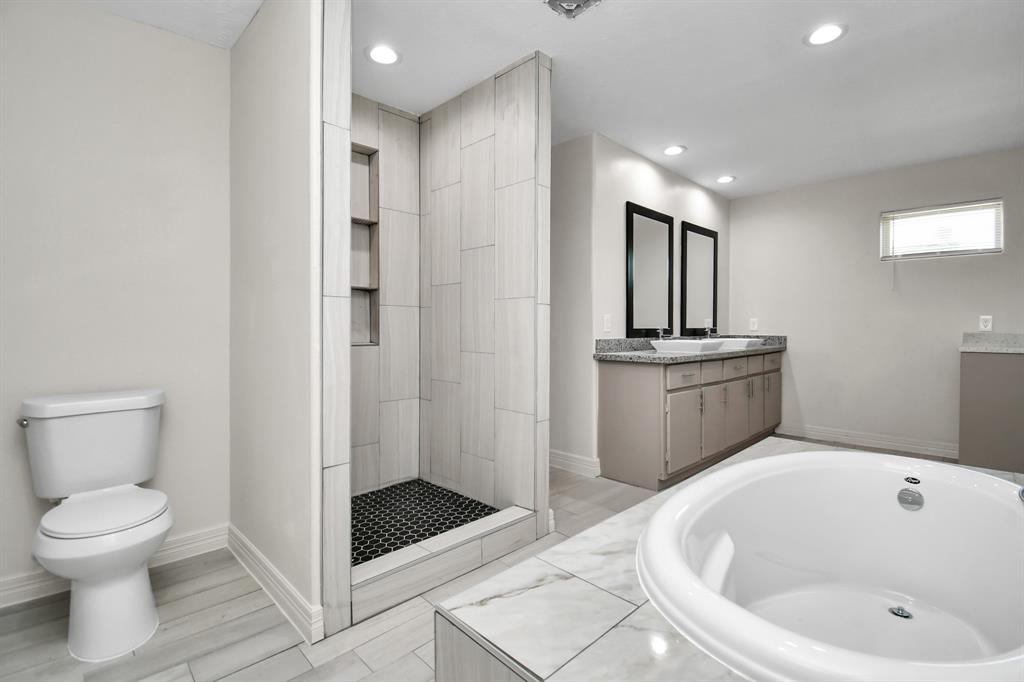 2027 Millhouse Rd, Houston, TX 77073