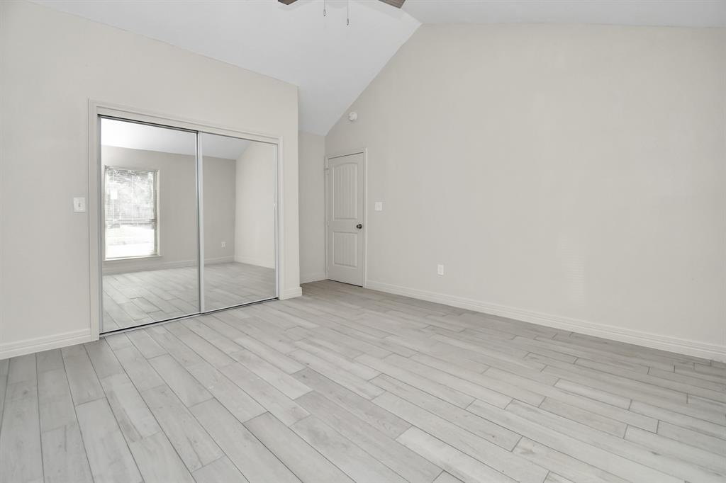 2027 Millhouse Rd, Houston, TX 77073