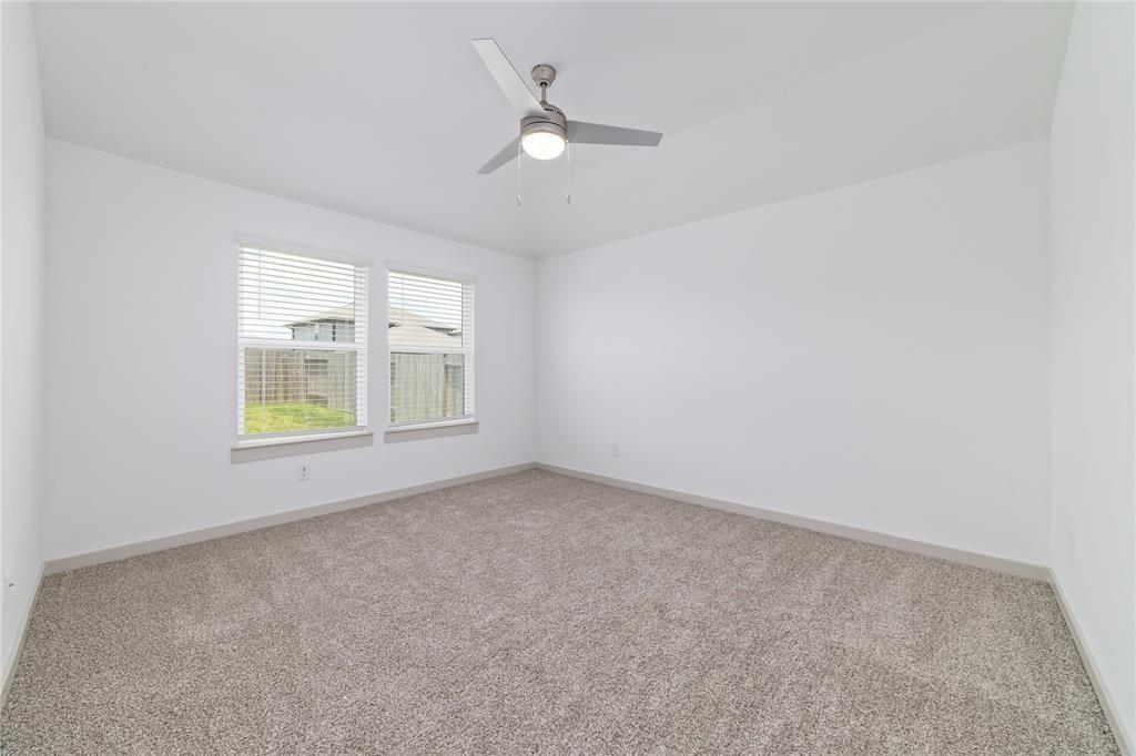 7711 Rainham Valley Ln, Richmond, TX 77407