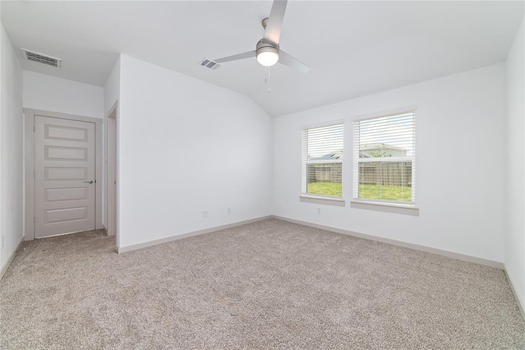 7711 Rainham Valley Ln, Richmond, TX 77407