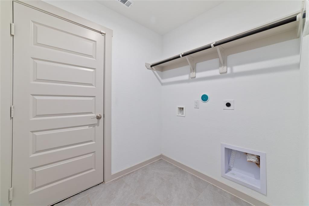 7711 Rainham Valley Ln, Richmond, TX 77407