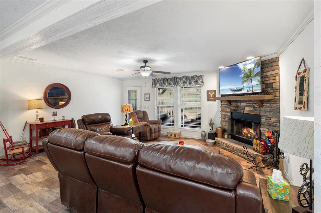 6942 County Road 344, Navasota, TX 77868