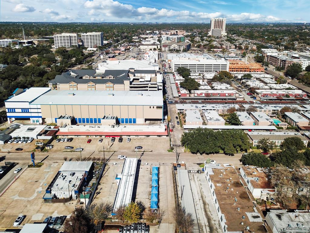 6505 Del Monte Drive, Houston, TX 77057