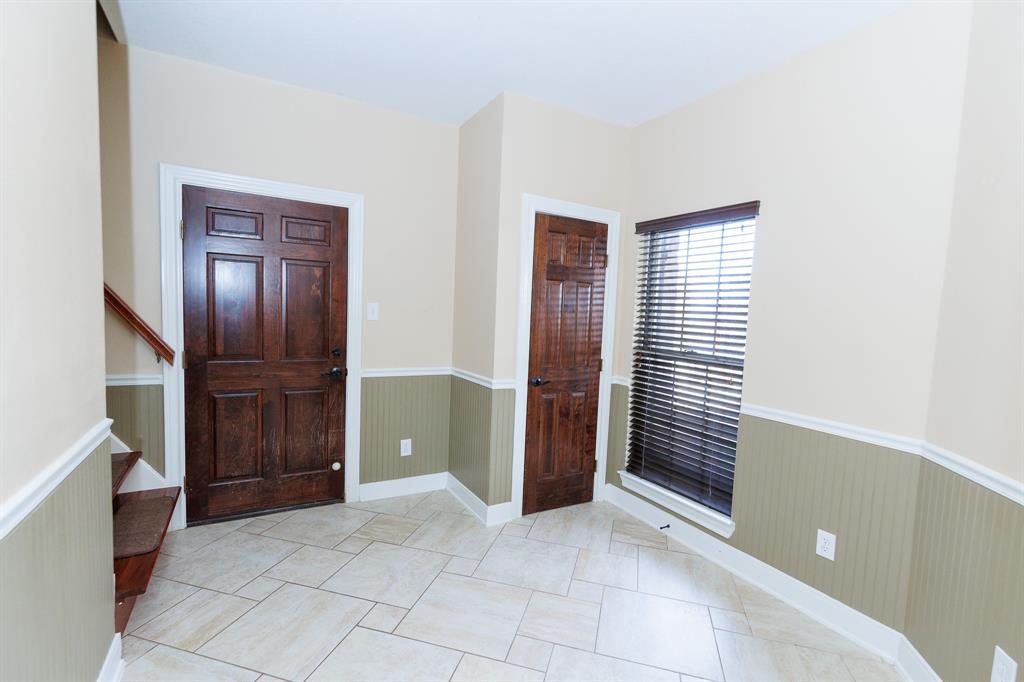 1328 Fm 682, Yoakum, TX 77995