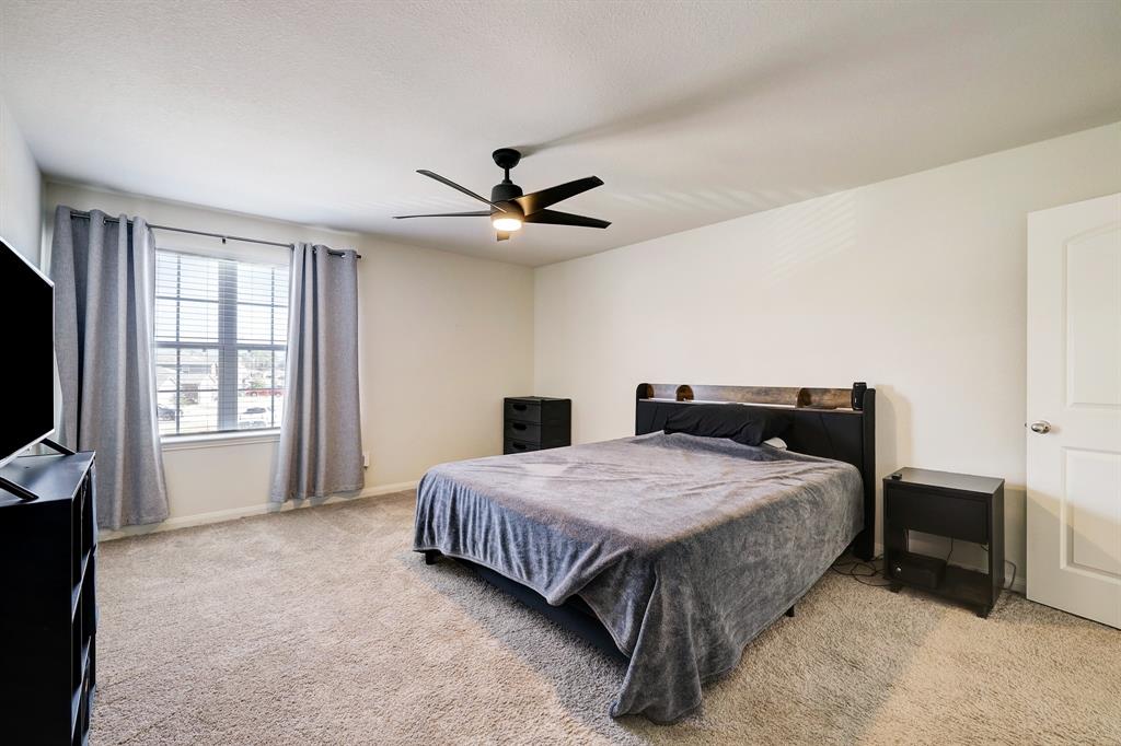 10802 Humble Gully Run Dr, Humble, TX 77396