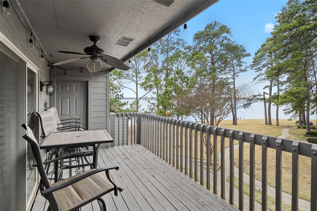 15435 Carmel Dr 36, Willis, TX 77318