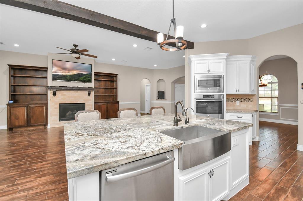 17266 Pecos Dr, Splendora, TX 77372