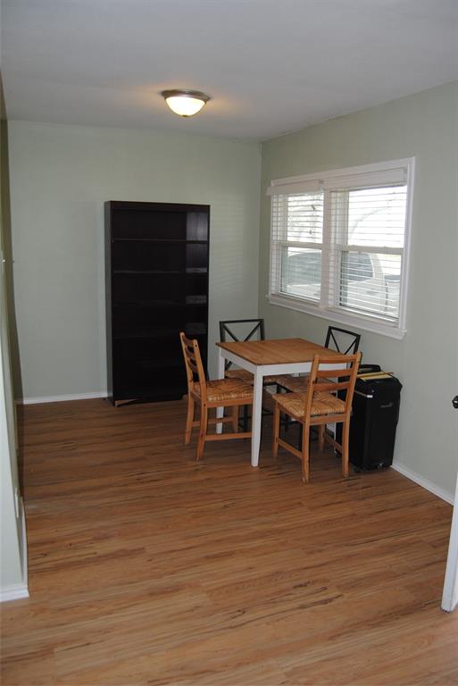 605 Wisteria St, La Marque, TX 77568