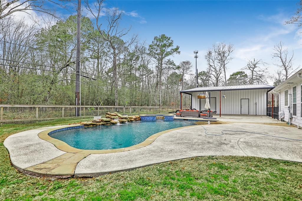 2311 Foley Rd, Crosby, TX 77532