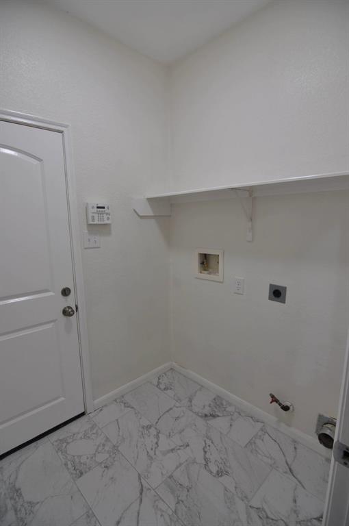 1318 Hawks Nest Dr, Houston, TX 77067