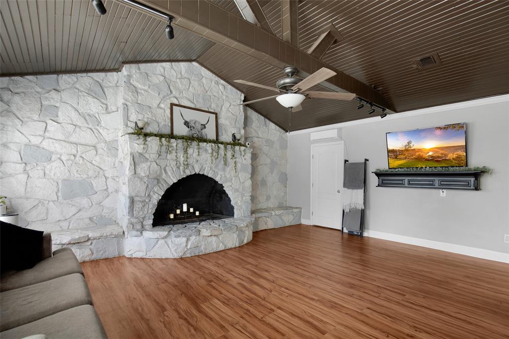 1000 Ridgewood St, Liberty, TX 77575