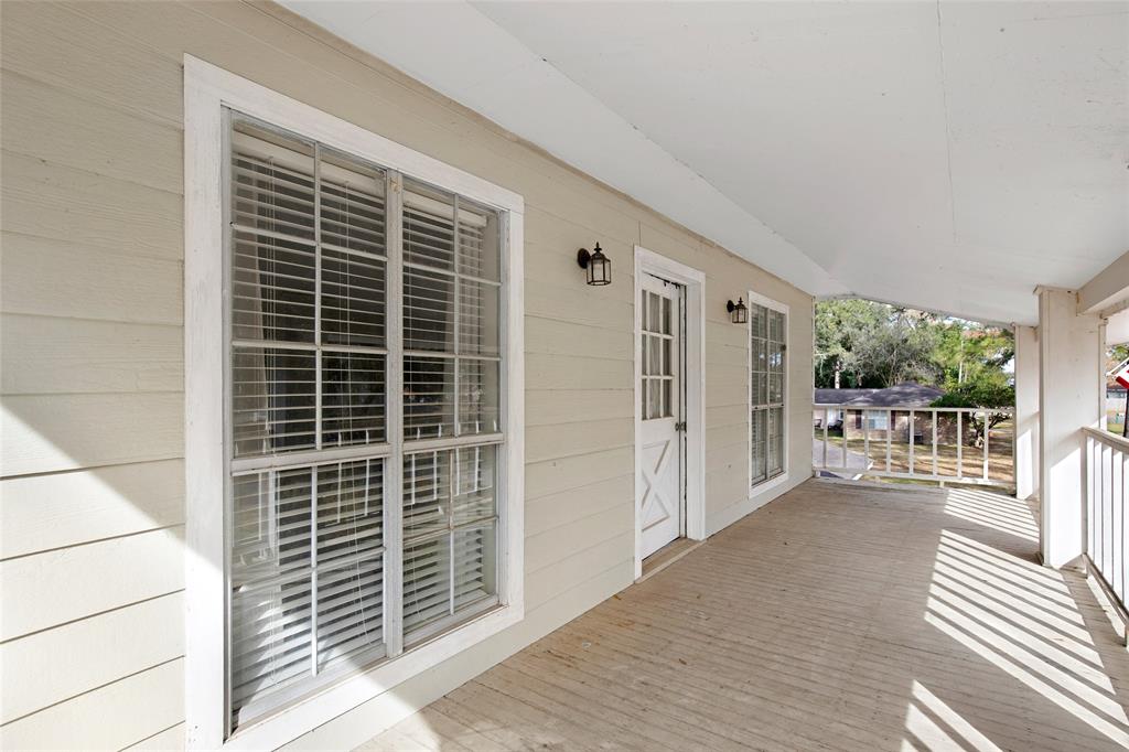 1000 Ridgewood St, Liberty, TX 77575