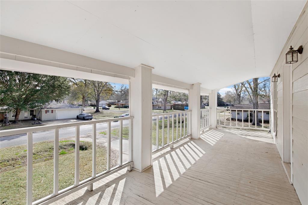 1000 Ridgewood St, Liberty, TX 77575