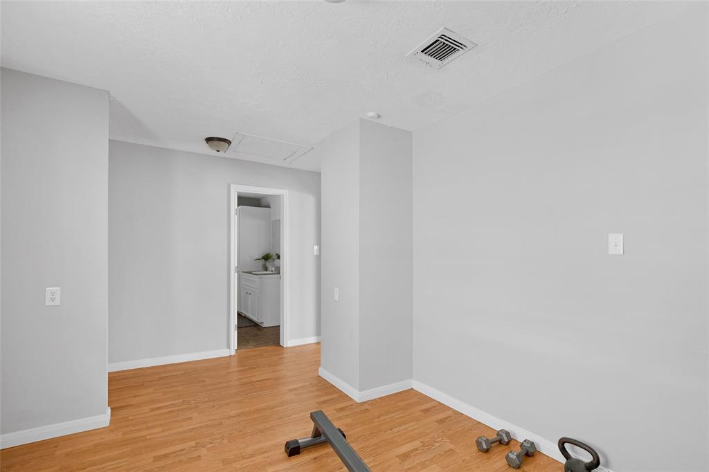 1000 Ridgewood St, Liberty, TX 77575