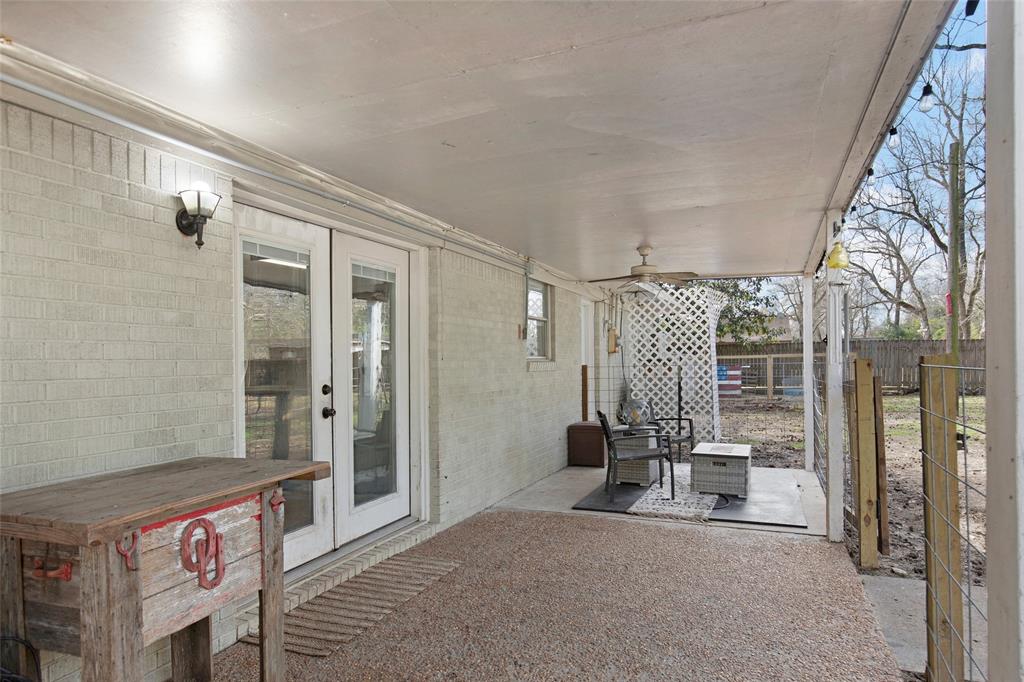 1000 Ridgewood St, Liberty, TX 77575