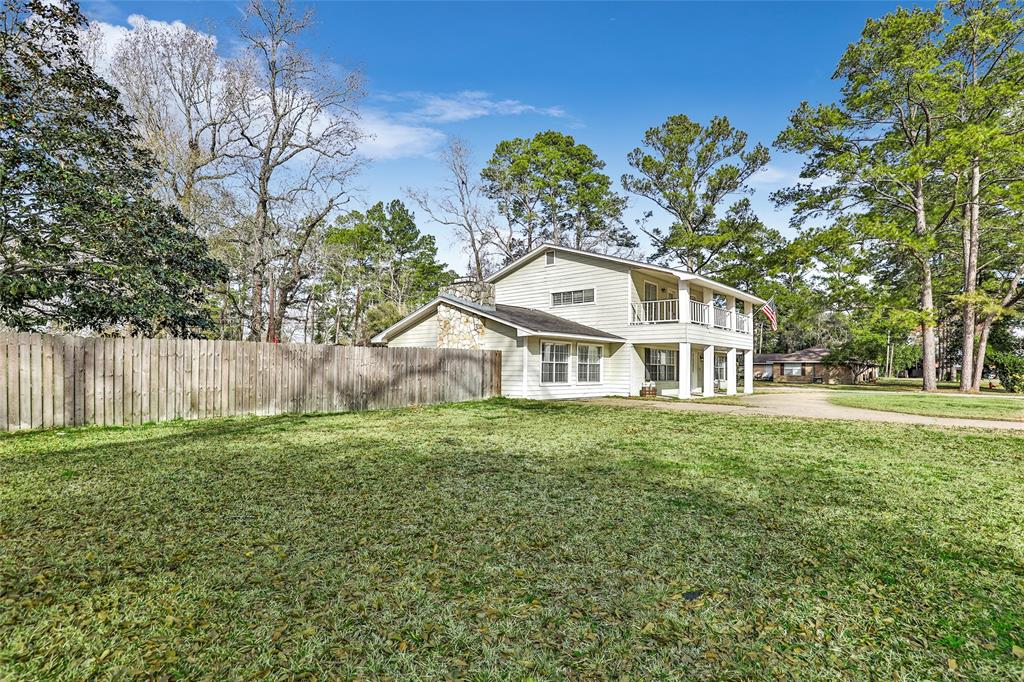 1000 Ridgewood St, Liberty, TX 77575