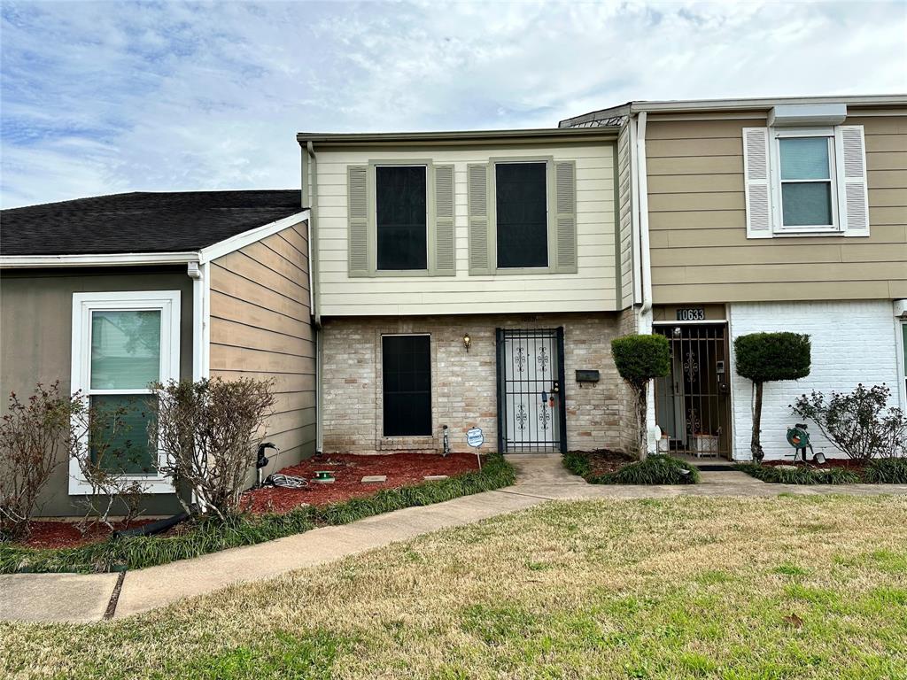 10631 Sandpiper Drive, Houston, TX 77096