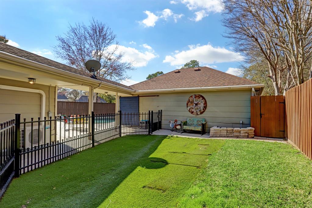 602 Rennie Dr, Katy, TX 77450