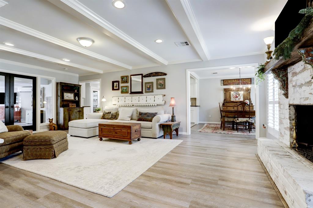 602 Rennie Dr, Katy, TX 77450