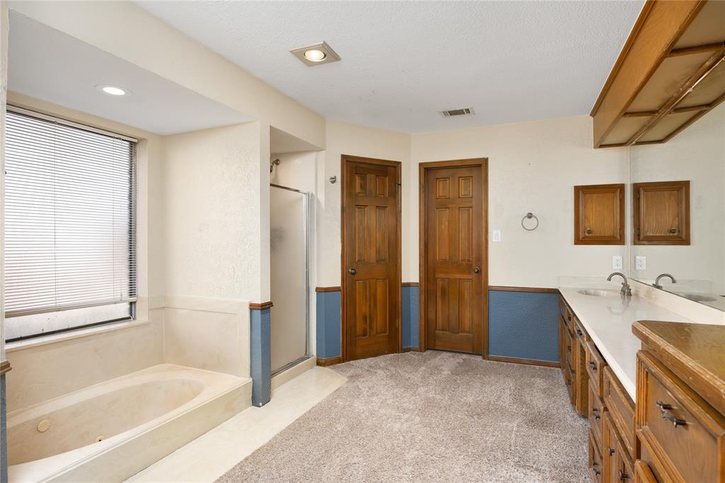 17610 Moss Point Dr, Spring, TX 77379