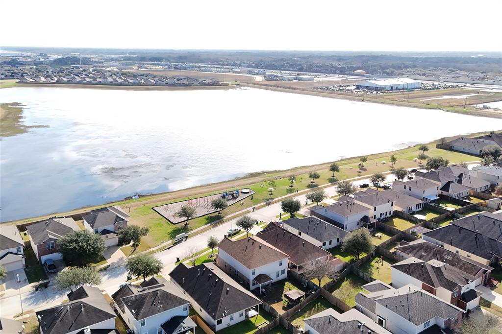 14207 Merganser Dr, Houston, TX 77047