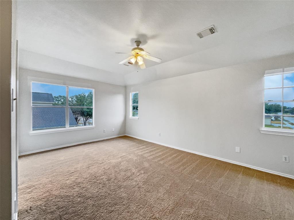 17714 Memorial Springs Dr, Tomball, TX 77375