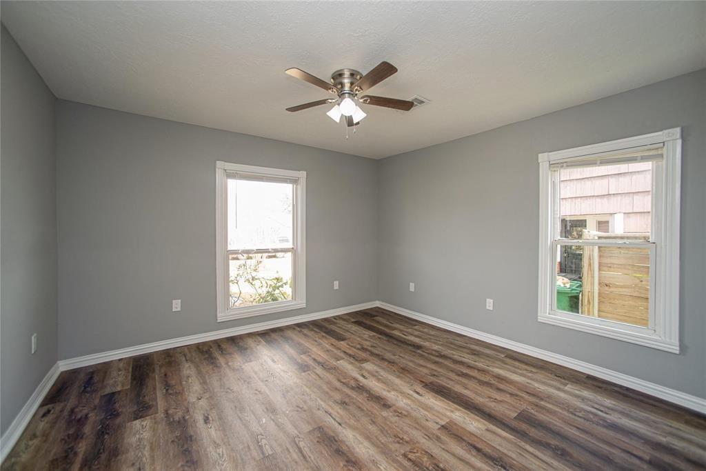 7418 Narcissus St, Houston, TX 77012