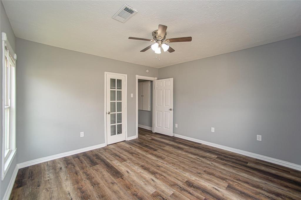 7418 Narcissus St, Houston, TX 77012