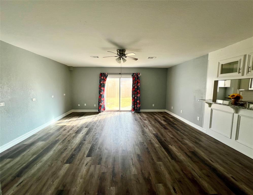 7418 Narcissus St, Houston, TX 77012