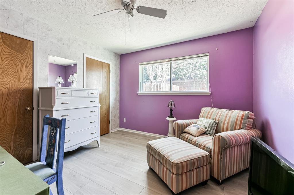 211 Viceroy Dr, Houston, TX 77034