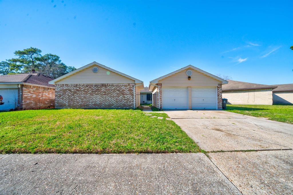 23115 Pennsgrove Rd, Spring, TX 77373