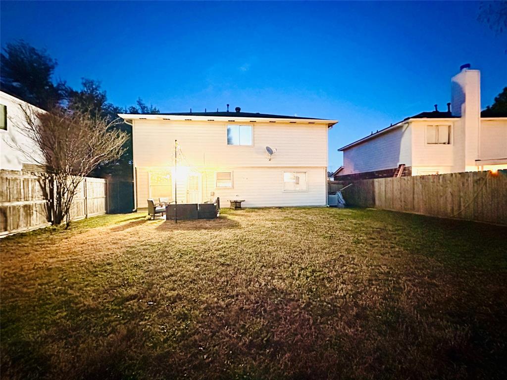 10811 Belle Haven Dr, Houston, TX 77065