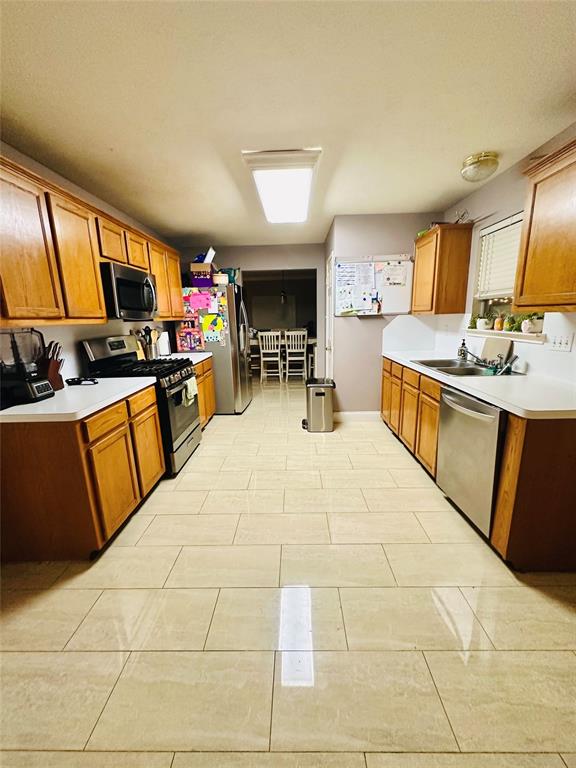 10811 Belle Haven Dr, Houston, TX 77065