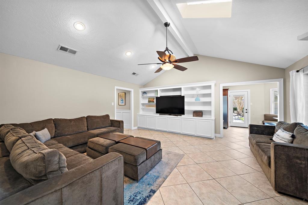 29503 Turnbury Village Dr, Spring, TX 77386