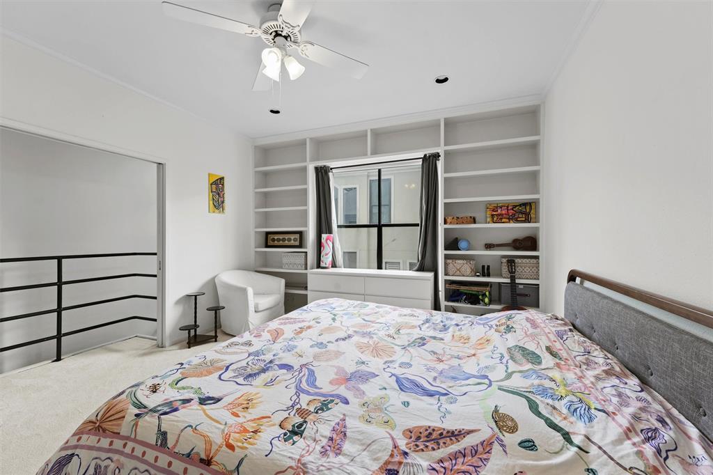 2027 Haddon St, Houston, TX 77019