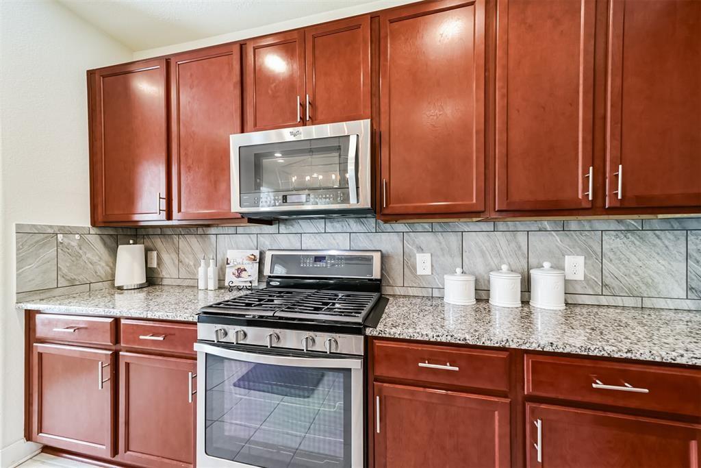 9506 Barlow Springs Ln, Humble, TX 77396